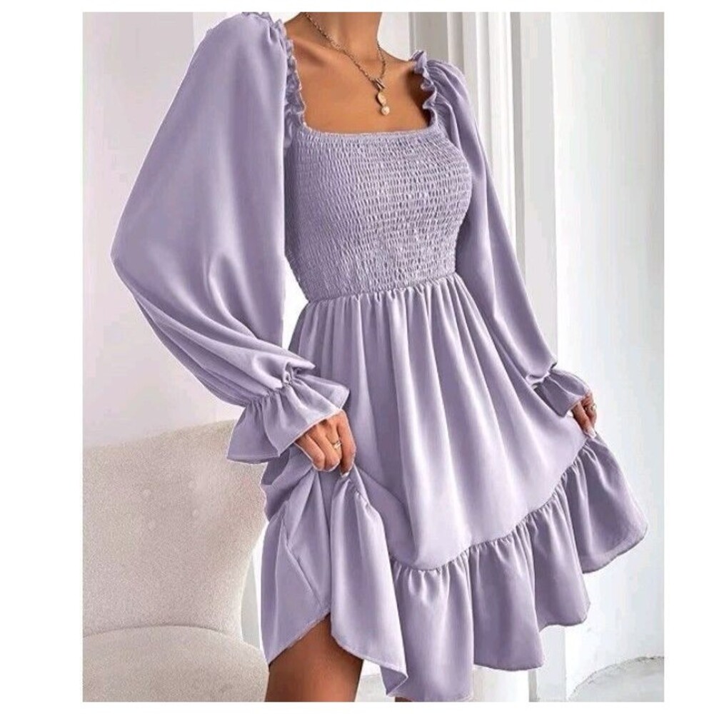 Floral Smocked Tiered Mini Dress Womens Size L Liliac Purple Puff Sleeve